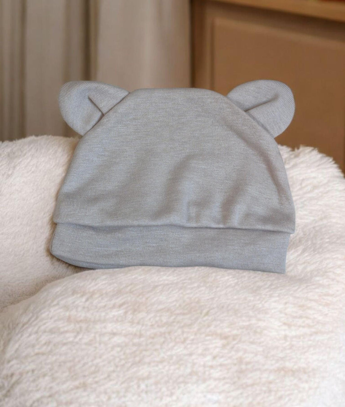 Babymuts met berenoortjes